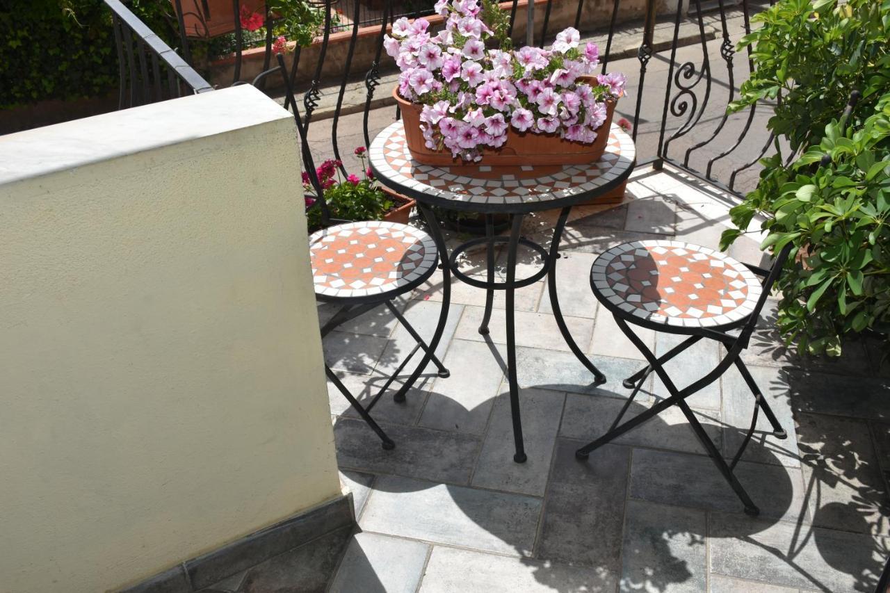 Bed And Breakfast Le Petunie Bari Sardo Εξωτερικό φωτογραφία
