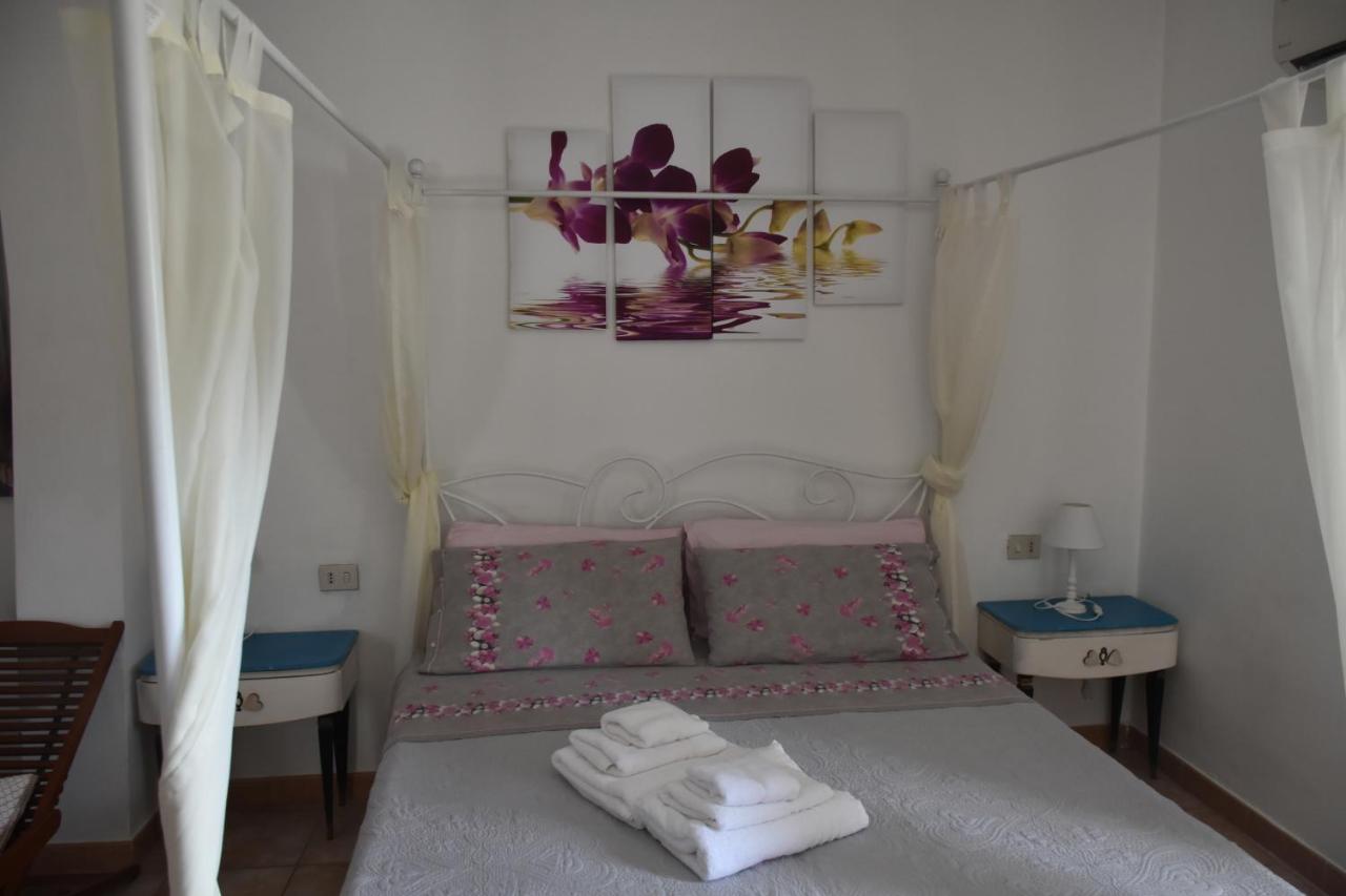 Bed And Breakfast Le Petunie Bari Sardo Εξωτερικό φωτογραφία
