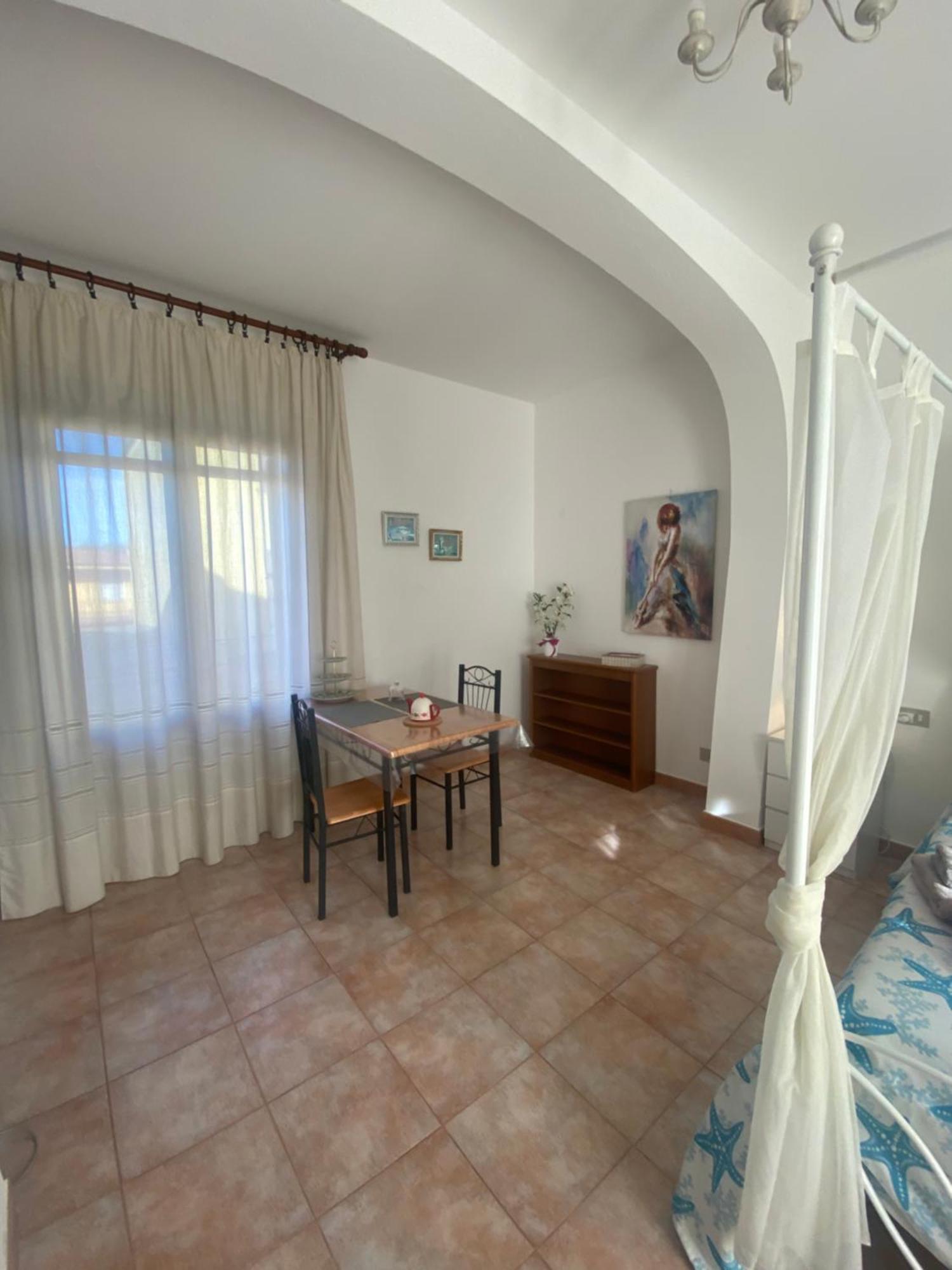 Bed And Breakfast Le Petunie Bari Sardo Εξωτερικό φωτογραφία