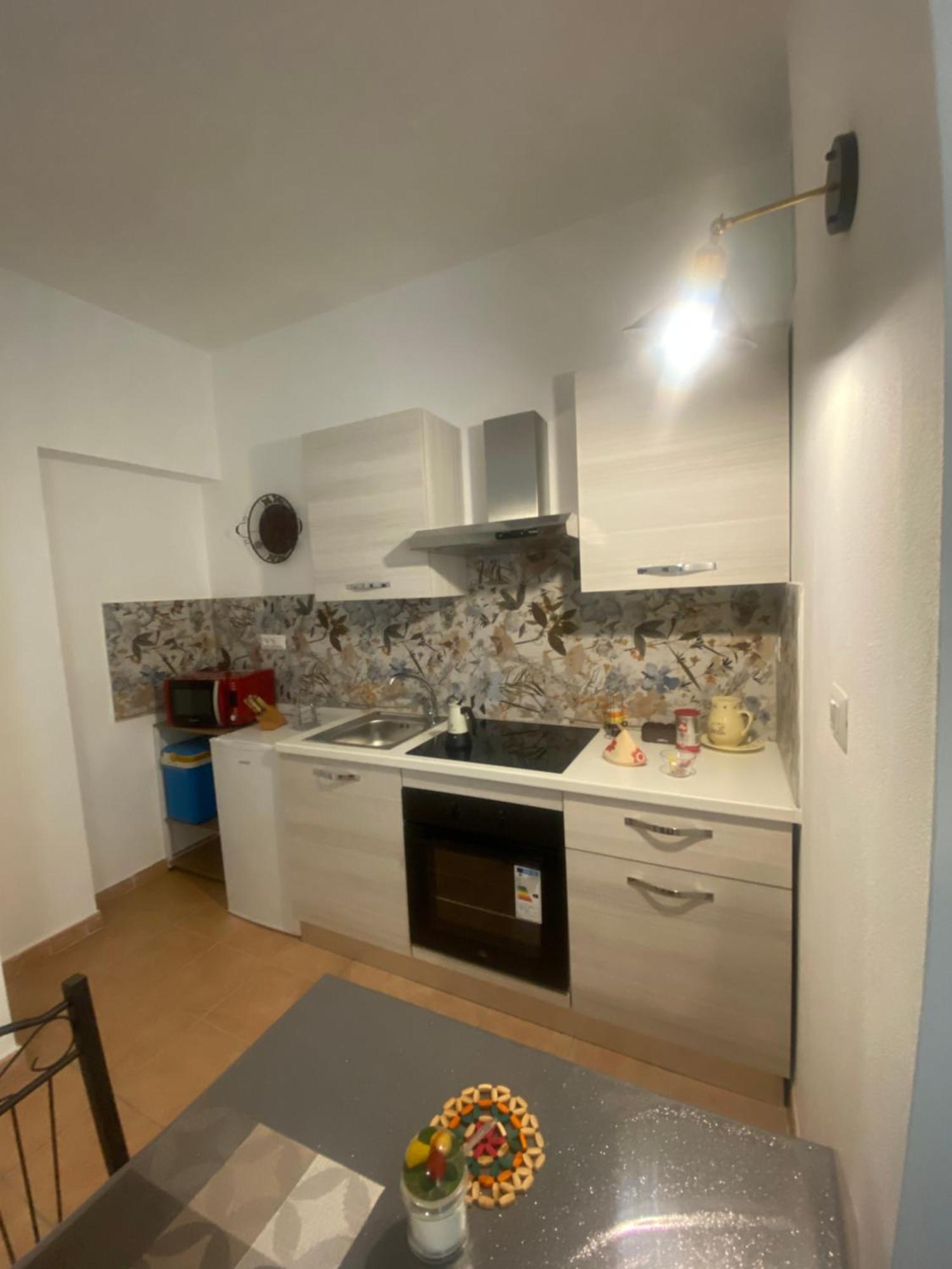 Bed And Breakfast Le Petunie Bari Sardo Εξωτερικό φωτογραφία