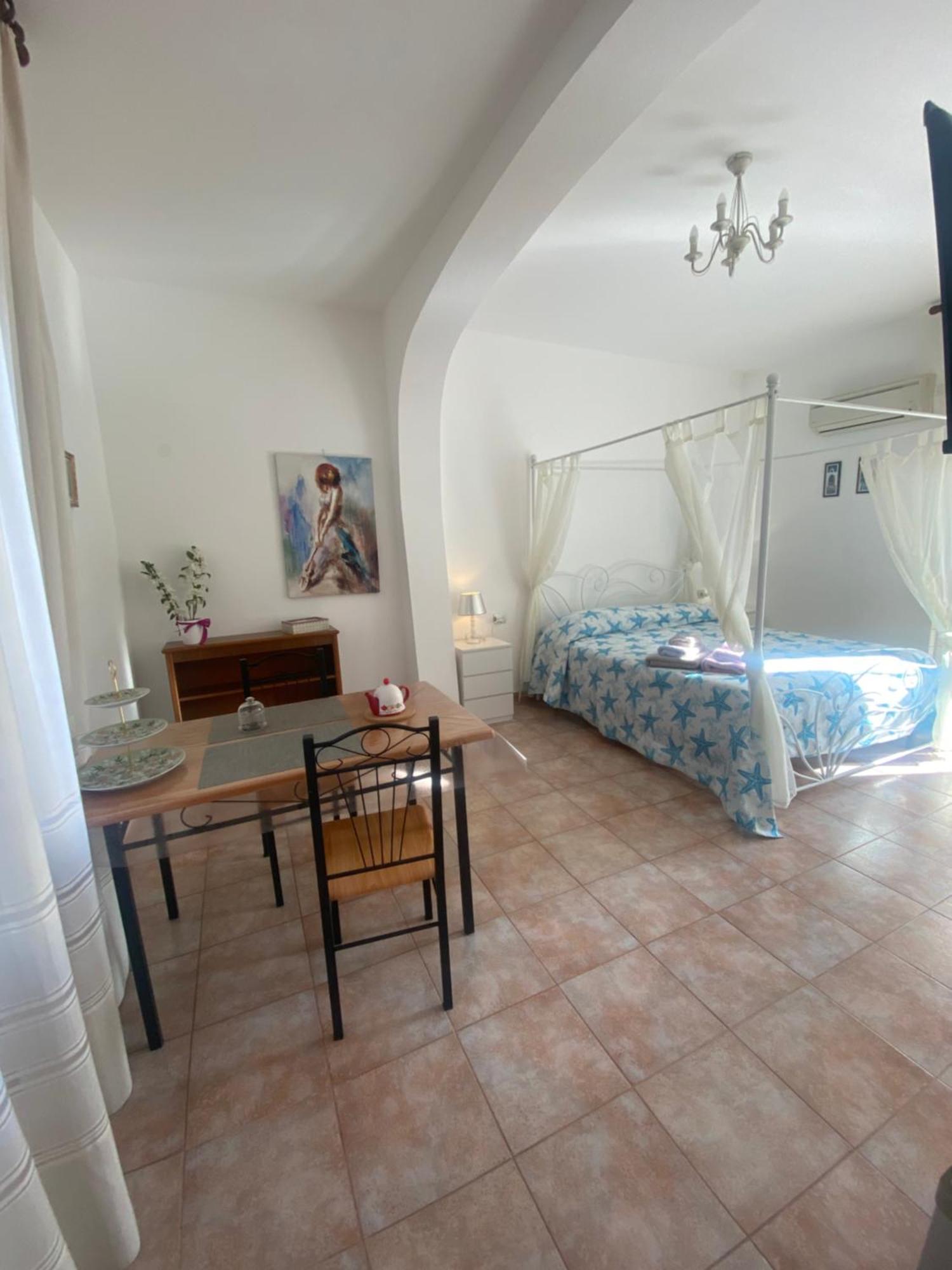 Bed And Breakfast Le Petunie Bari Sardo Εξωτερικό φωτογραφία