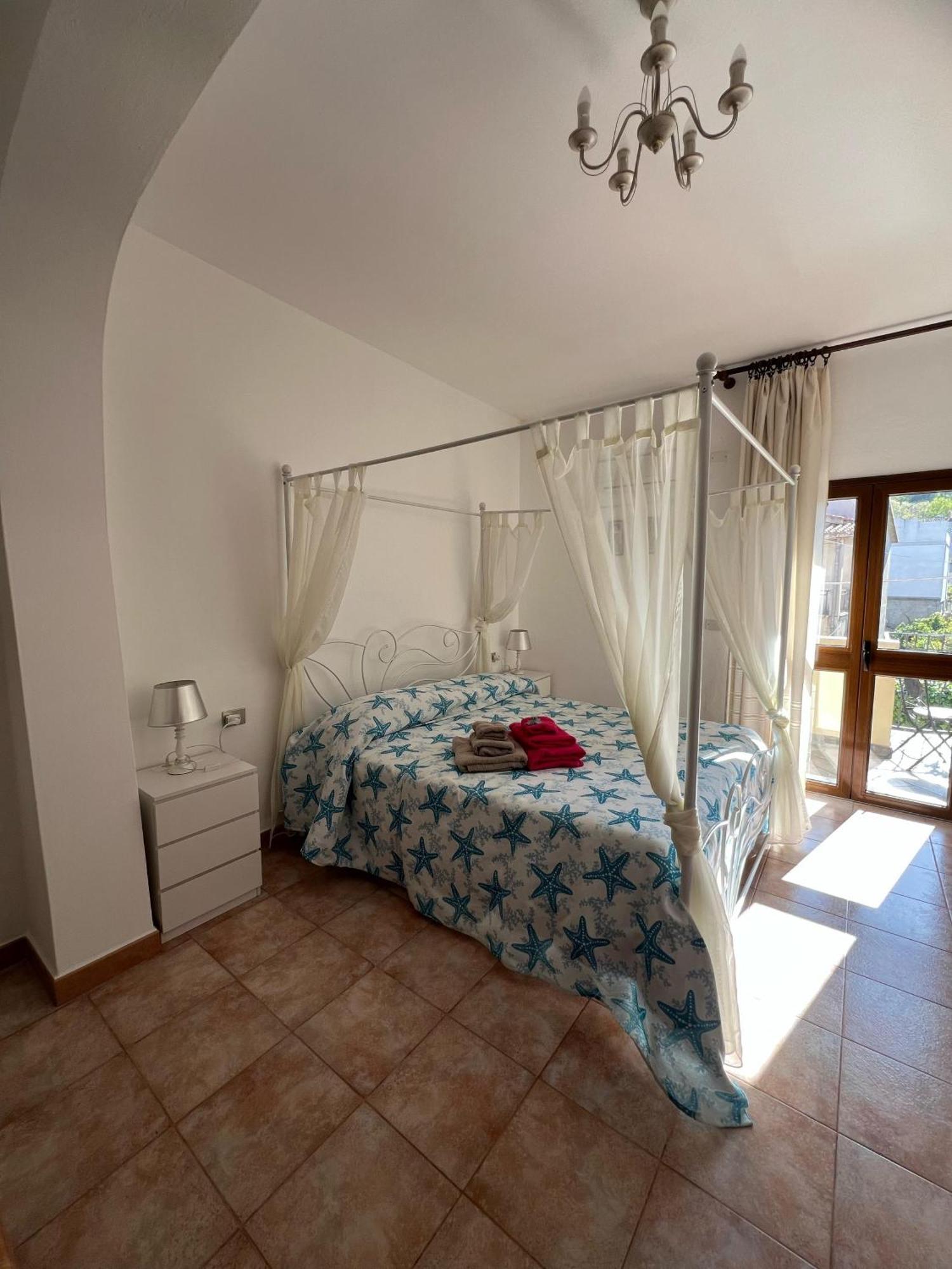 Bed And Breakfast Le Petunie Bari Sardo Εξωτερικό φωτογραφία